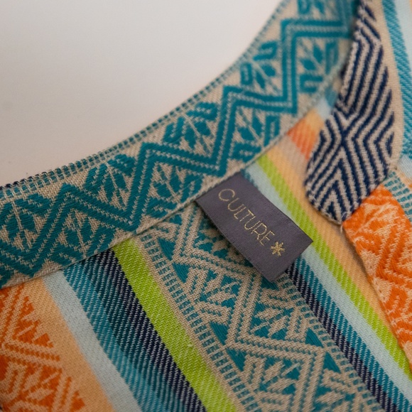 Culture Tunic - Picture 4 of 4